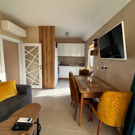 Varna Downtown Apartment Buitenkant foto