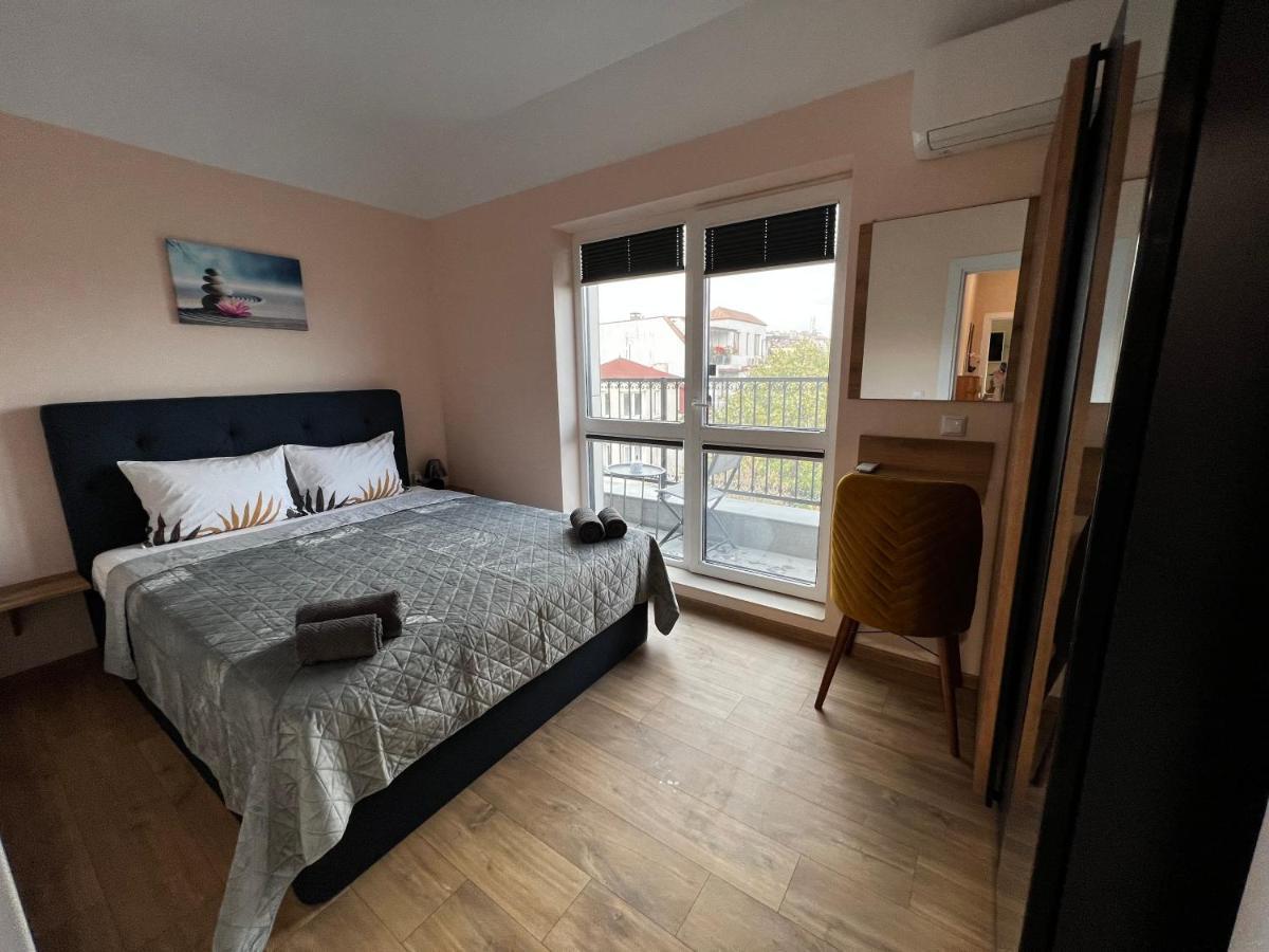 Varna Downtown Apartment Buitenkant foto